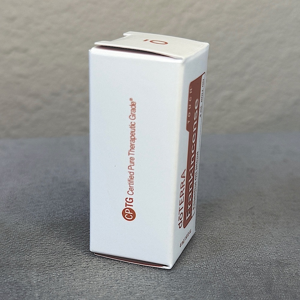 Frankincense Touch Essential Oil Blend, 4ml Roll On Bottle — doTERRA - Picture 7 of 16